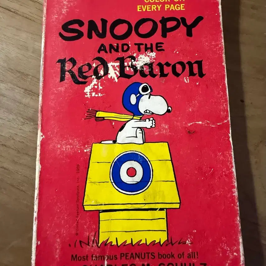 [BUNJANG] Classic Snoopy "Snoopy and the Red Baron" Color Print Original (1969 Printing) / 고전 스누피 칼라인쇄 원서(1969년인쇄) 레어템