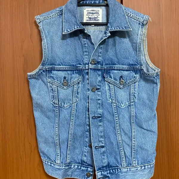 [BUNJANG] Levi's Women's Blue Tab Vest Size S / [LEVIS] 여성용 LMC 리바이스 블루탭 베스트 S사이즈