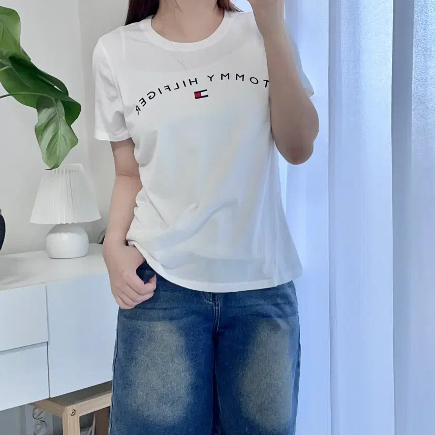 [BUNJANG] Tommy Hilfiger White Logo Round Neck T-Shirt - Size M / [정품] 타미 화이트 일자로고 라운드 반팔티 [ M ]