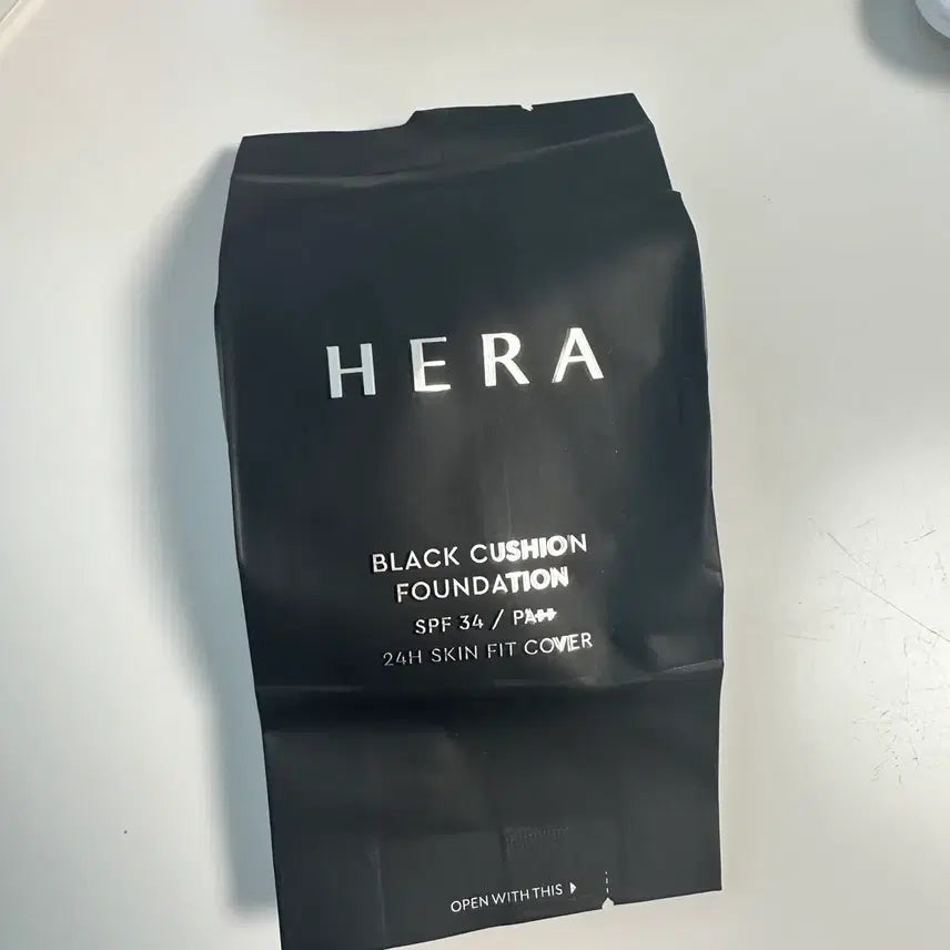 [BUNJANG] Hera Black Cushion Refill 17N (Sealed) / [미개봉] 헤라 블랙 쿠션 리필 17N
