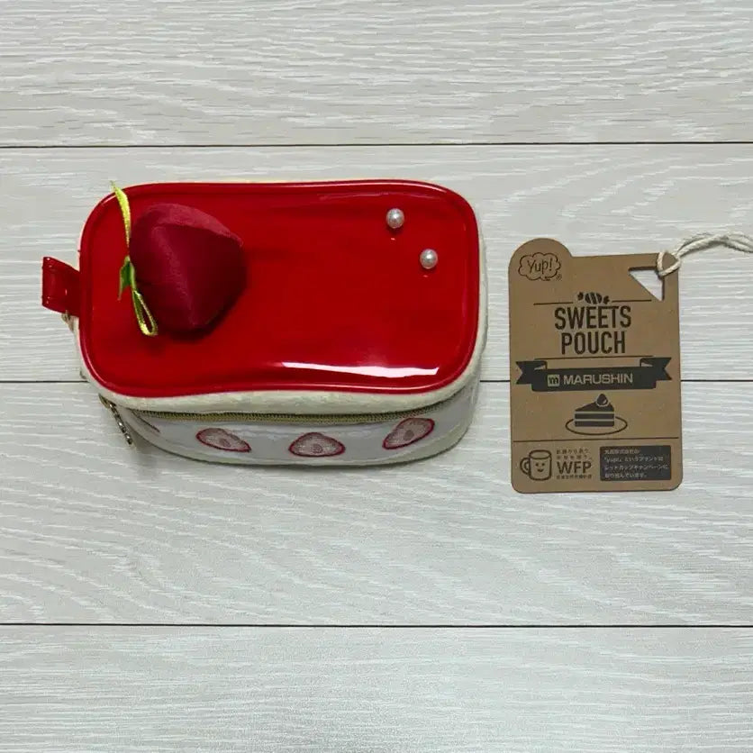[BUNJANG] Marushin Yup! Strawberry Cake Pouch / marushin 마루신 얍/yup! 딸기 케이크 파우치