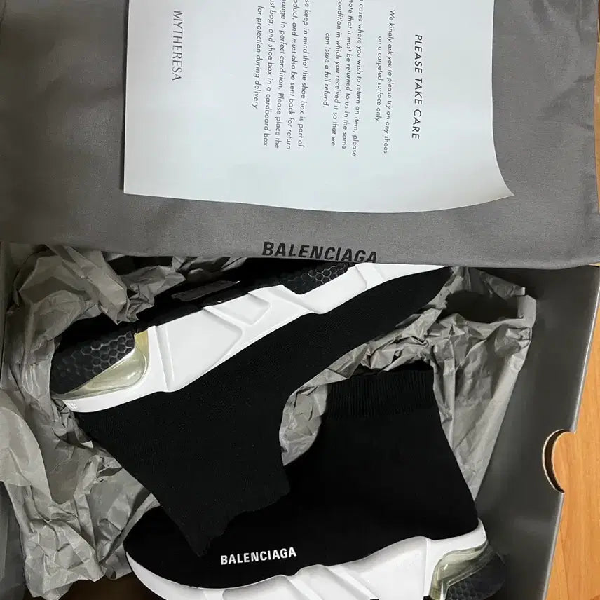[BUNJANG] Balenciaga Speedrunner Air Sole Sneakers - Size 39 / 발렌시아가 스피드러너 에어솔 39사이즈