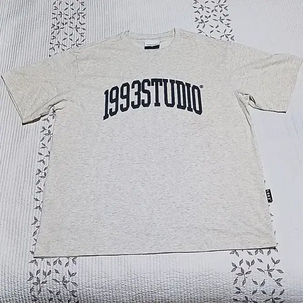 [BUNJANG] 1993 Studio Oversized Short Sleeve T-Shirt / 1993스튜디오 오버핏반팔 110 가슴59 기장73