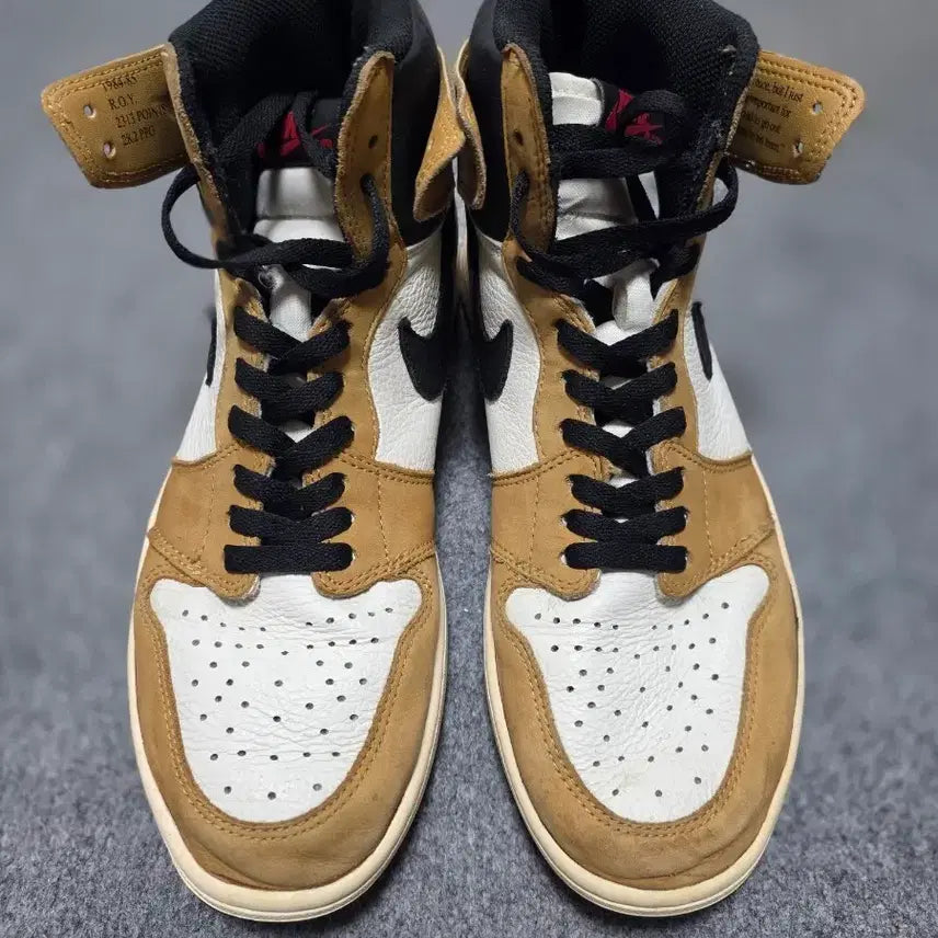 [BUNJANG] Air Jordan 1 Retro High Rookie of the Year / [285] 조던1 레트로 하이 루키오브더이어