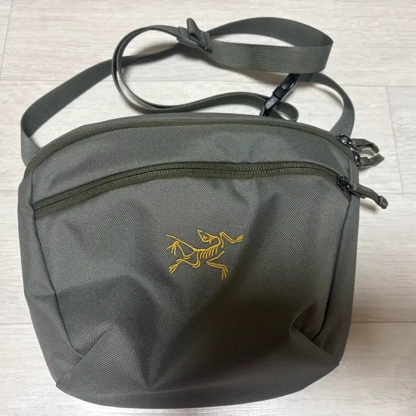 [BUNJANG] Arc'teryx Mantis 2 Waistpack Porridge Tato / 아크테릭스 맨티스 2 웨이스트팩 포리지 타츠
