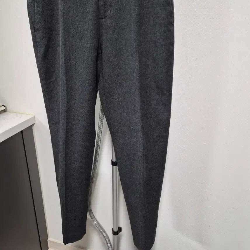[BUNJANG] GIORDANO Men's Suit Pants Dark Gray / 남성지오다노 정장 바지 짙은 회색
