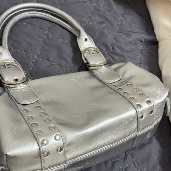 [BUNJANG] NewNew Silver Shoulder Bag / 뉴뉴 가방 실버 숄더백 판매