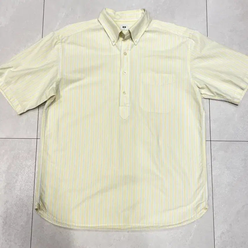 [BUNJANG] Uniqlo Striped Oxford Half-Neck Short-Sleeve Shirt (M) / [유니클로] 스트라이프 옥스포드 반팔 하프넥 셔츠 M