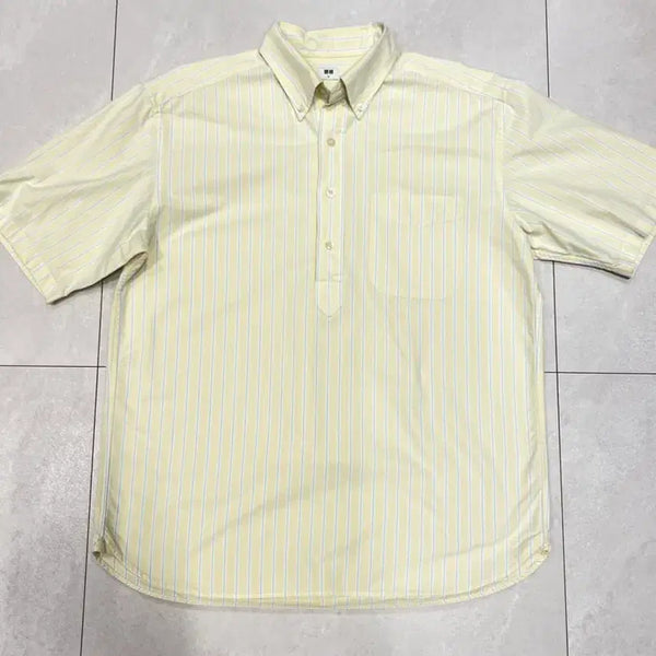 [BUNJANG] Uniqlo Striped Oxford Half-Neck Short-Sleeve Shirt (M) / [유니클로] 스트라이프 옥스포드 반팔 하프넥 셔츠 M