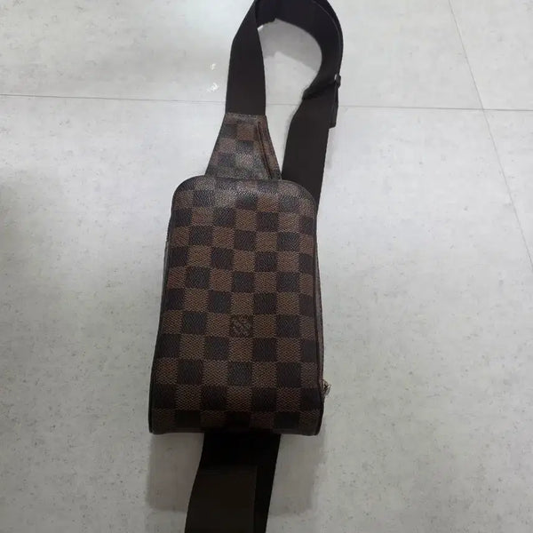 [BUNJANG] Louis Vuitton Sling Bag / 루이비통 정품 슬링백