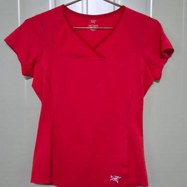 [BUNJANG] Arc'teryx Women's Short Sleeve T-Shirt Red / 아크테릭스 여성 반팔 티셔츠 레드