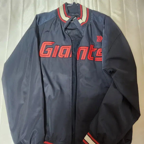 [BUNJANG] Lotte Giants Fall Jumper Size 120 / 롯데자이언츠 가을점퍼 120
