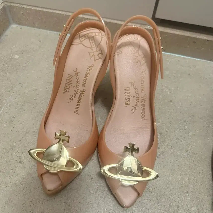 [BUNJANG] Vivienne Westwood Melissa Orb Detail Rubber Flats / 비비안웨스트우드 멜리사 구두
