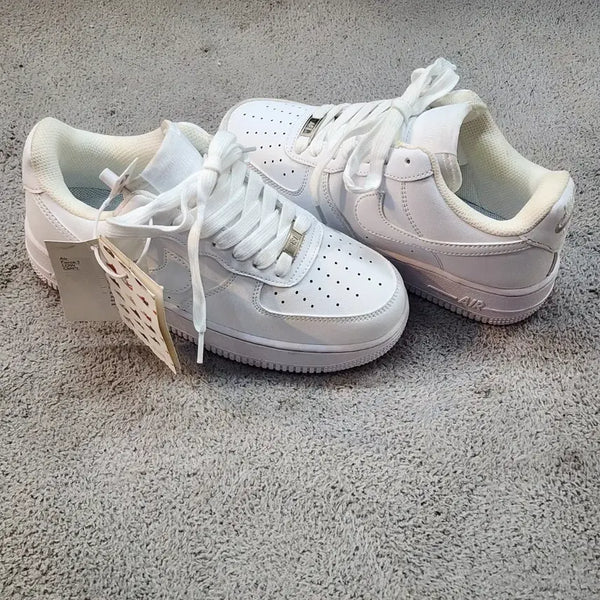 [BUNJANG] Nike Air Force 1 Low White (23.5cm) / 빈티지존 새상품 나이키 에어포스 1 로우 흰색 235
