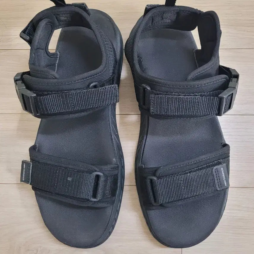 [BUNJANG] New Balance Sandals (Black) / 뉴발란스 샌들 샌달 슬리퍼 (블랙)