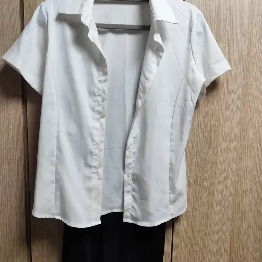 [BUNJANG] White Short Sleeve Blouse / 최종가격내림)반팔 블라우스 흰색