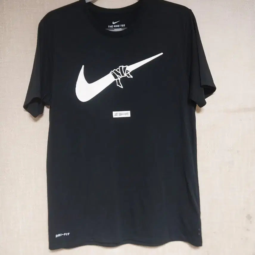 [BUNJANG] Nike Dri-FIT Black T-Shirt (Size 100) / 나이키/100) 검정 DRI-FIT반팔티