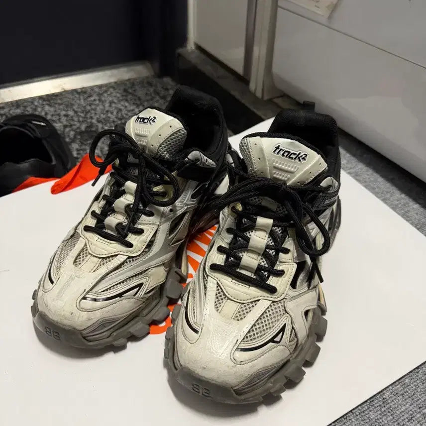 [BUNJANG] Balenciaga Track 2 Sneakers / 발렌시아가 트랙2