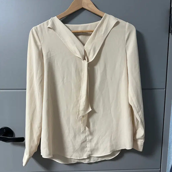 [BUNJANG] Ribbon Tie Ivory Simple Blouse / 리본타이 아이보리 심플 예쁜 블라우스