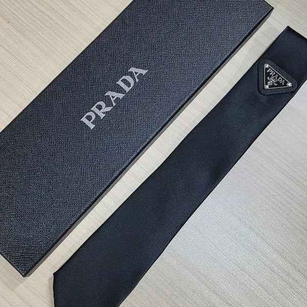 [BUNJANG] Prada Tie (Black & Navy) / 프라다 넥타이 (블랙&네이비)