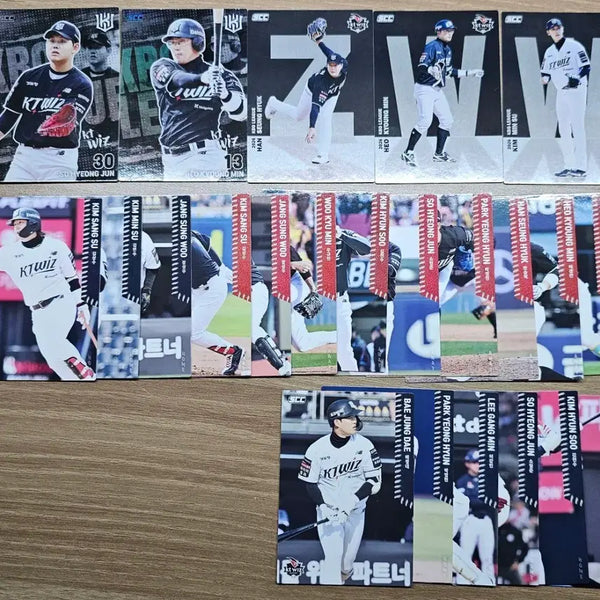 [BUNJANG] KT Wiz 2026 KBO Holo Alphabet Card / kt 위즈 크트 kbo 2026 크보카드 판매 홀로 알파벳