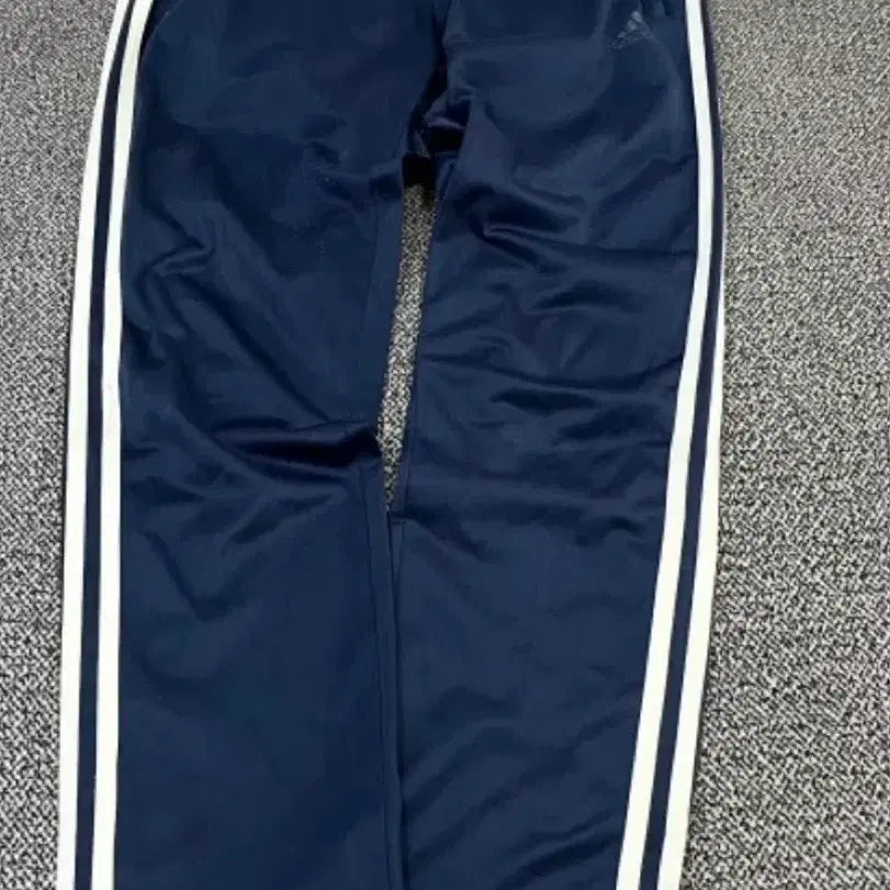 [BUNJANG] Adidas Track Pants / 아이다스 트랙팬츠