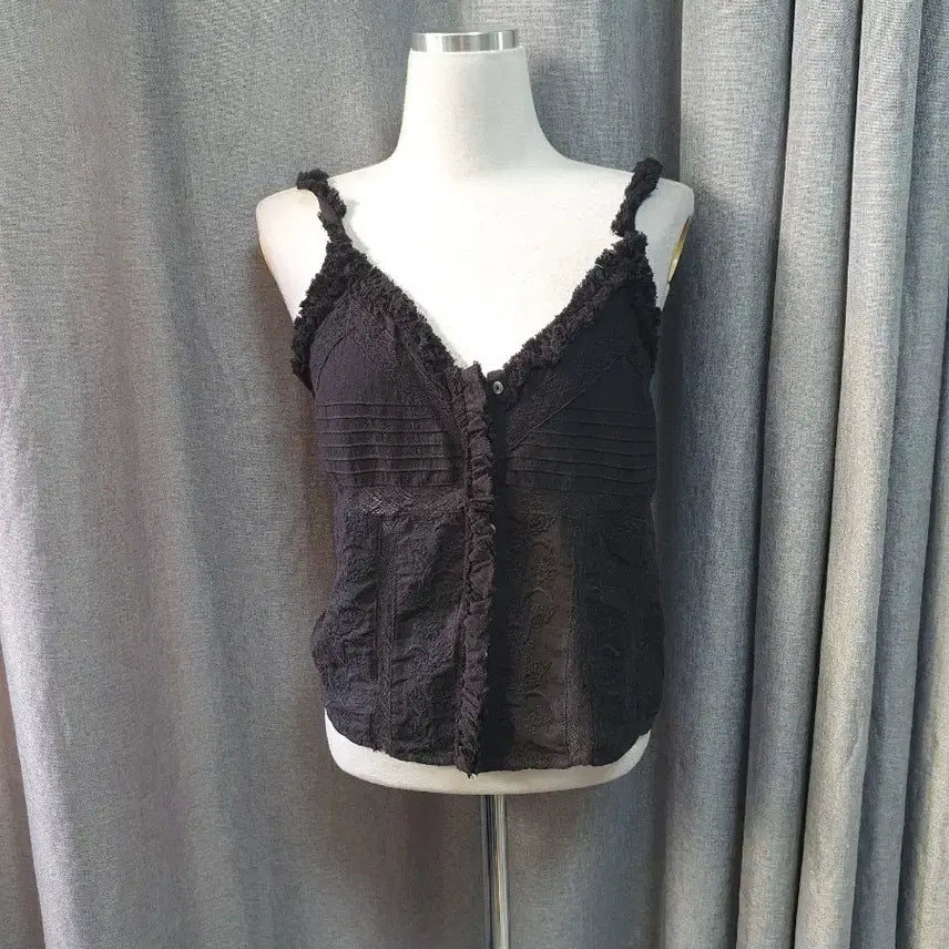 [BUNJANG] S. Lara Ethnic Sleeveless Top / S자라 에스닉 나시