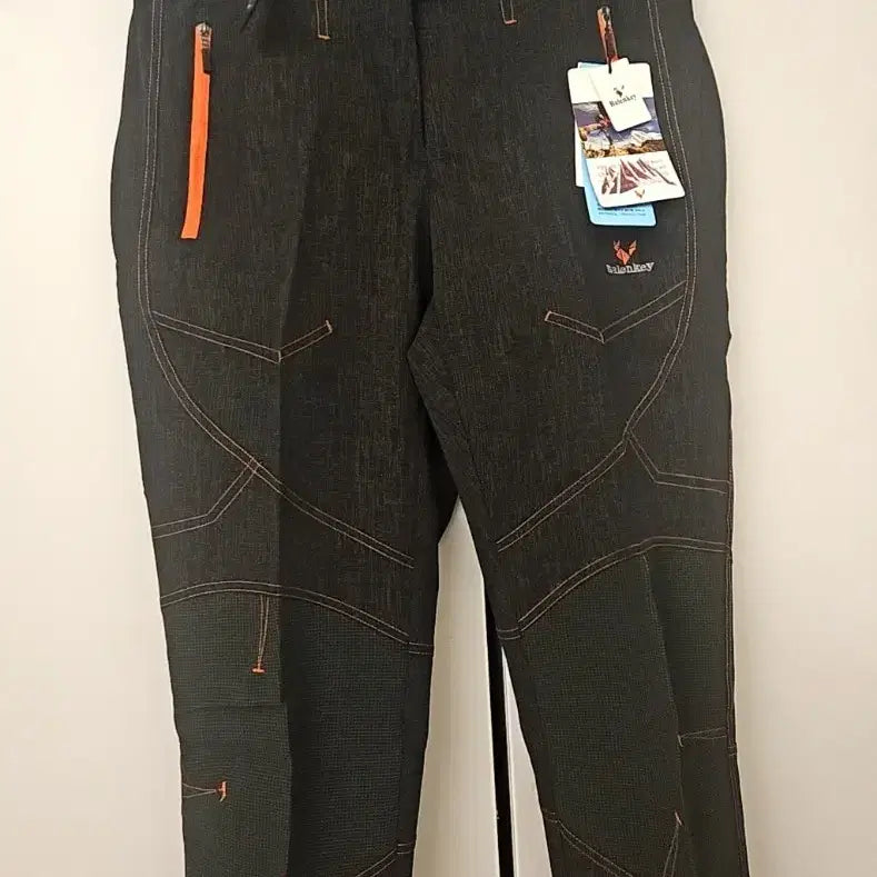 [BUNJANG] Women's Black Functional Crinkly Pants (Belt Included) / (새상품) 여자 발렌키 바스락 기능성 블랙 바지