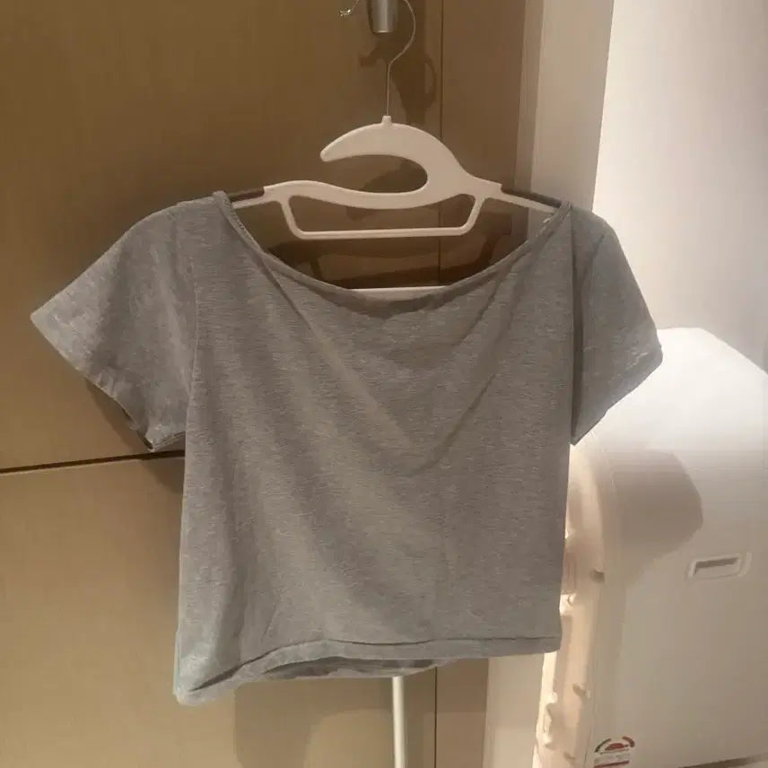 [BUNJANG] Basic Gray Short-Sleeve T-Shirt / 기본 회색 반팔 티셔츠