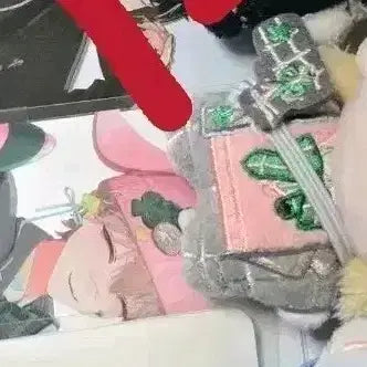 [BUNJANG] Louis Vuitton Louis Vuitton K-Pop Doll (Photocard Included) / 루이쨘 폰디 솜깅이 ( 포카 당연히 포함 )