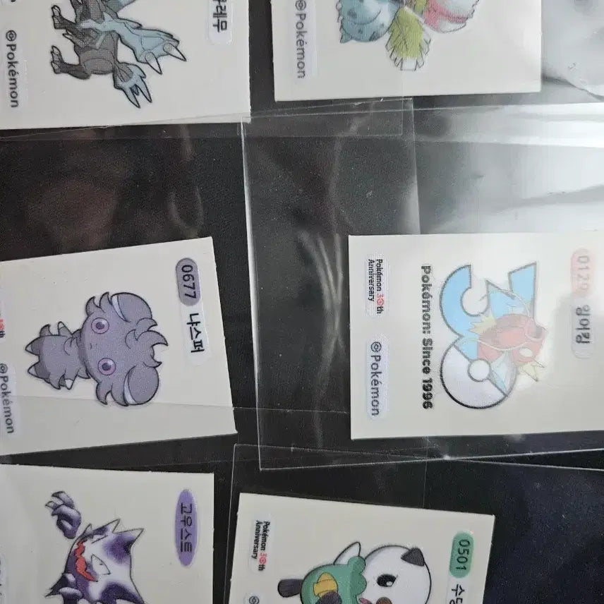 [BUNJANG] Pokemon TCG 30th Anniversary Lenticular Stickers (Various Characters) / 이상해풀,수댕이,30주년 잉어킹,고우스트,큐레무,냐스퍼 띠부씰