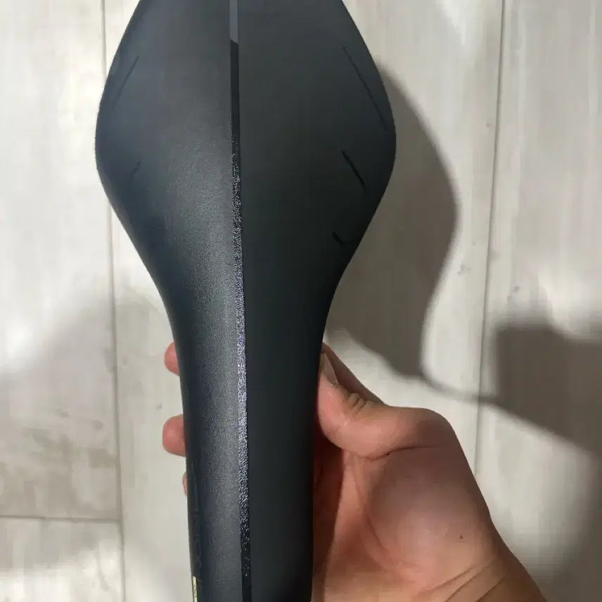 [BUNJANG] Fizik Arione00 Saddle / 피직 아리오네00 안장 판매합니다