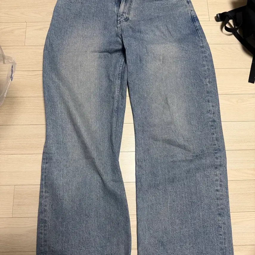 [BUNJANG] Bellier True Wide Denim Pants Light Indigo S / 벨리에 트루와이드 데님 팬츠 라이트인디고 S 사이즈