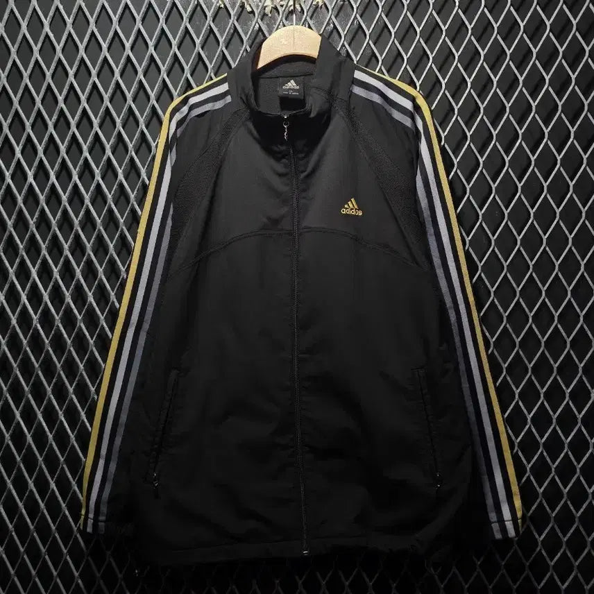 [BUNJANG] Adidas Windbreaker Jacket Size 95 / 아디다스 바람막이 95