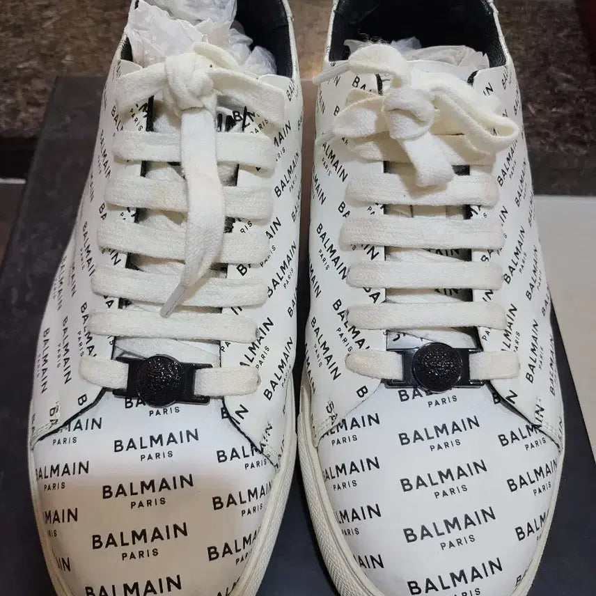 [BUNJANG] Balmain Monogram Leather Sneakers Size 42 / 발망(BALMAIN) 로고 모노그램 레더 스니커즈 42사이즈