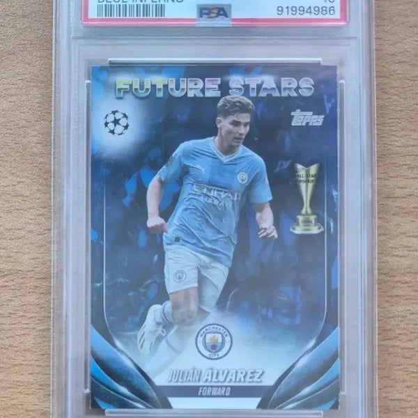 [BUNJANG] 2023-24 Topps UEFA Manchester City Julián Álvarez Blue Inferno Card / 23-24 시즌 탑스 유에파 맨시티 훌리안 알바레즈 블루 인페르노 카드