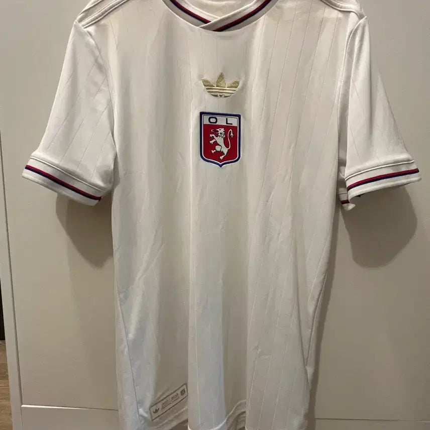 [BUNJANG] Adidas Olympique Lyonnais 75th Anniversary Jersey (XS) / 아디디스 리옹 75주년 유니폼 (XS)