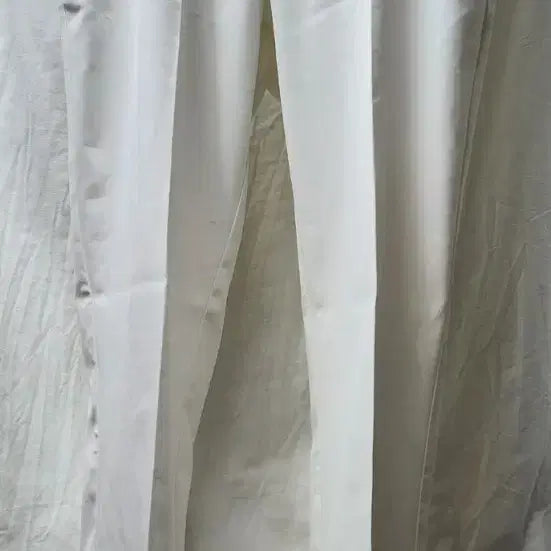 [BUNJANG] J.LINDEBERG Golf Pants White 33/34 / J.LINDEBERG 골프바지 화이트 33/34. 96cm