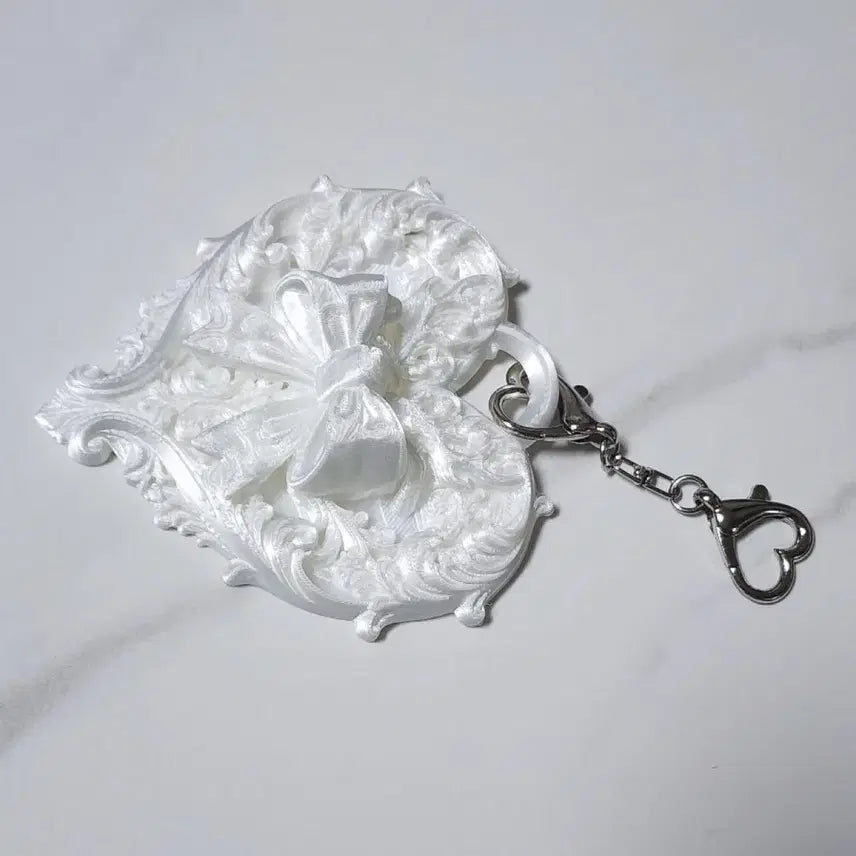 [BUNJANG] Heart Lace Ribbon Charm Keychain / 하트 키링 클리커 클리커