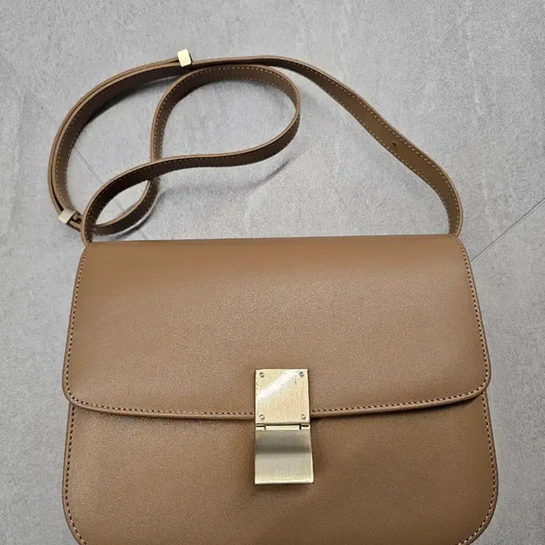 [BUNJANG] Camel Leather Crossbody Bag / 카멜 컬러 가죽 크로스백 판매