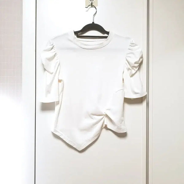 [BUNJANG] Shoulder Puff Asymmetric Hem Short Sleeve T-Shirt / 어깨퍼프 밑단언발 반팔 티셔츠(~66사이즈)