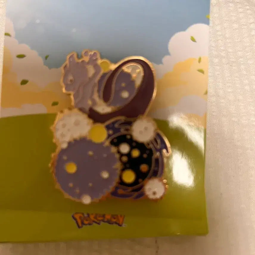 [BUNJANG] Pokemon Mewtwo Badge / 이삭토스트 포켓몬뱃지 뮤츠