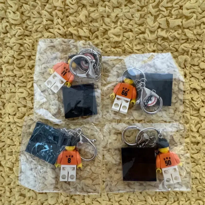 [BUNJANG] Hanhwa Eagles Lego Gachapon Keychain / 한화 이글스 레고 키링 가챠