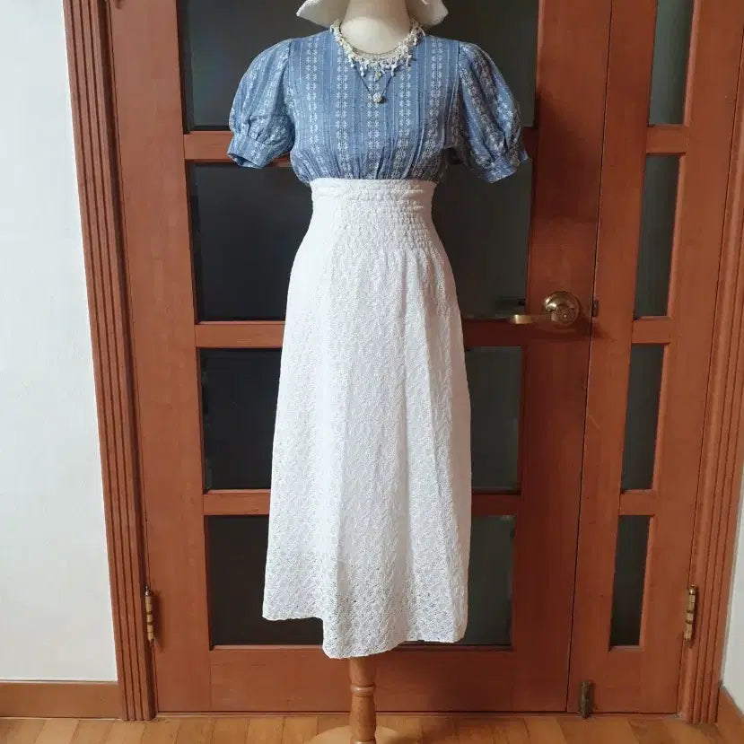 [BUNJANG] Rosebay Embroidered Piping Banding Lace Long Dress / (새제품)로즈베이 자수 시보리밴딩 레이스 롱원피스