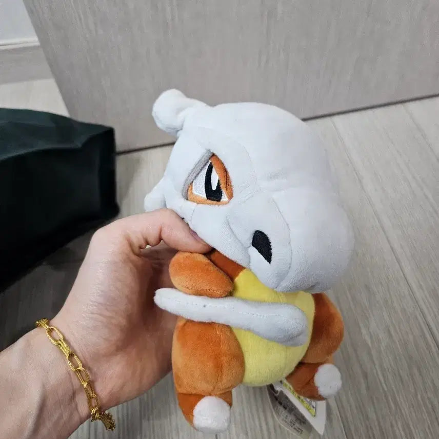[BUNJANG] Official Pokémon Center Japan Cubone Plush / (일본정품)포켓몬센터 정품 탕구리인형