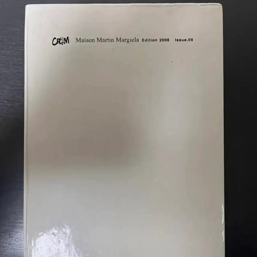 [BUNJANG] Maison Margiela Cream 09 Art Book / 마르지엘라 아트북 cream 09