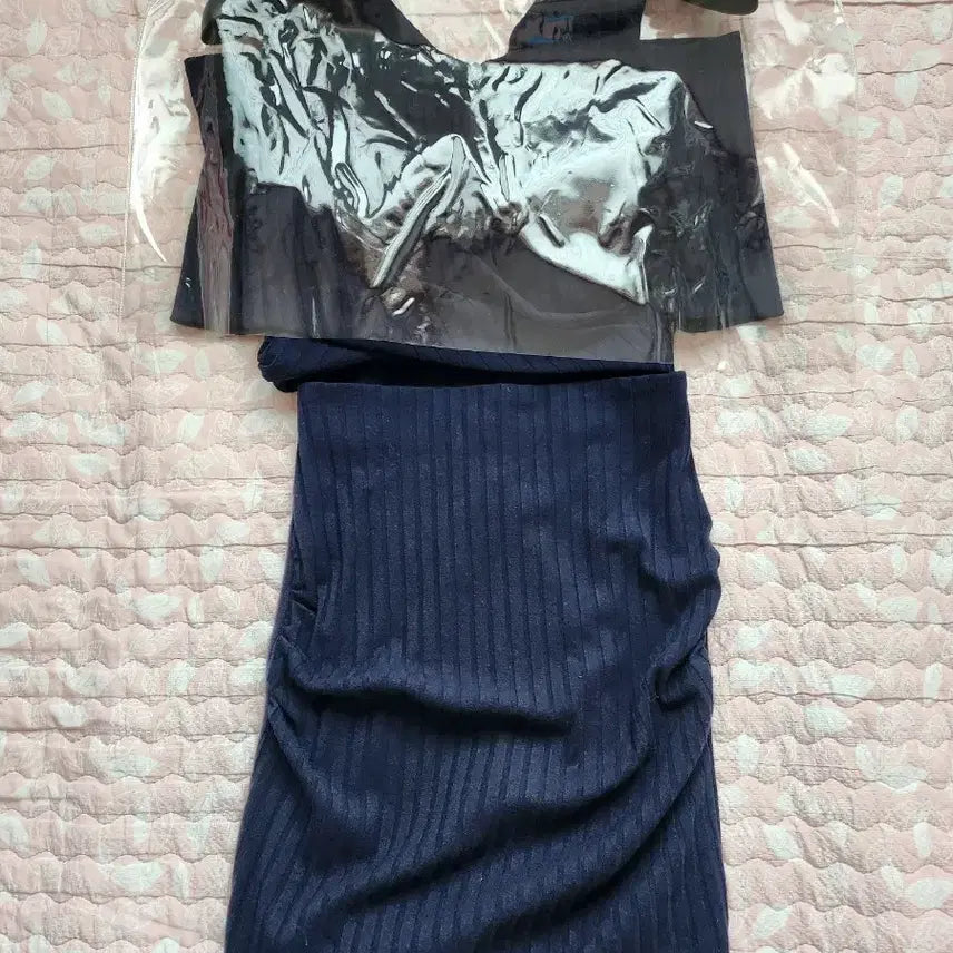 [BUNJANG] Cute Sexy Slit Dress / [폭탄세일]( 일요일 왕창특별가/ 새상품/무료배송) 올 여름은 큐티섹시 원피스