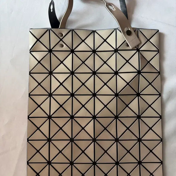 [BUNJANG] Issey Miyake Bao Bao Tote Bag Ivory / 이세이미야케 바오바오 토트백 아이보리