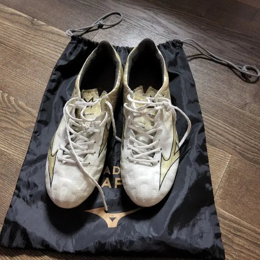 [BUNJANG] Mizuno Alpha 1 Japan FG Football Boots 265 / 미즈노 알파1 재팬 축구화 ag265