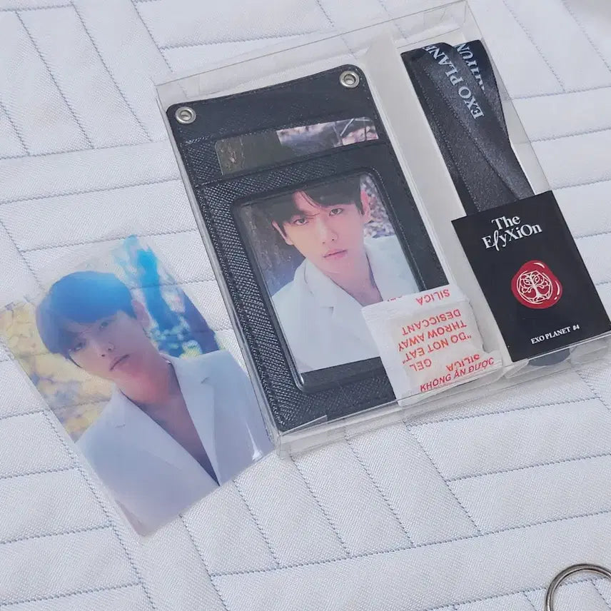 [BUNJANG] EXO Baekhyun Card Holder + Photocard Set / (새상품) 백현 카드지갑+포카세트